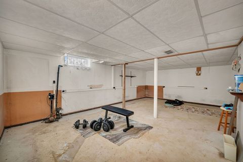 Tiny photo for 1681 N 33rd Road, Ottawa, IL 61350 (MLS # 12559405)