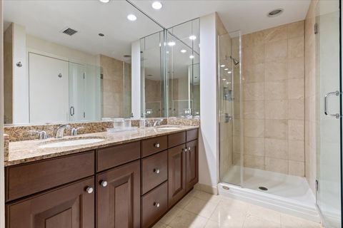 Tiny photo for 130 N GARLAND Court #3702, Chicago, IL 60602 (MLS # 12614969)