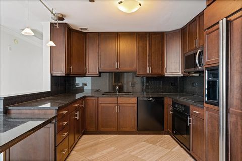 Tiny photo for 130 N GARLAND Court #3702, Chicago, IL 60602 (MLS # 12614969)