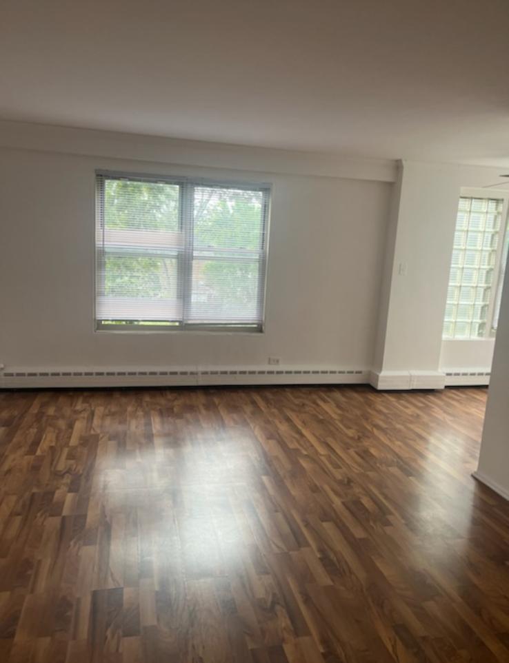 2600 W Berwyn Avenue 402