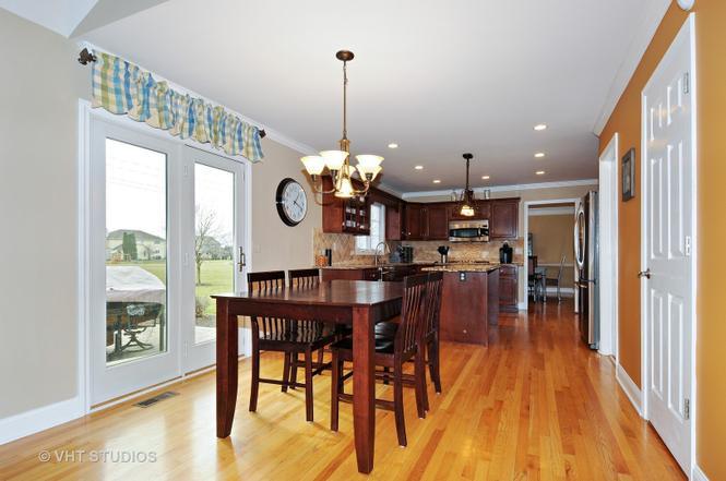 1244 Hollingswood Avenue