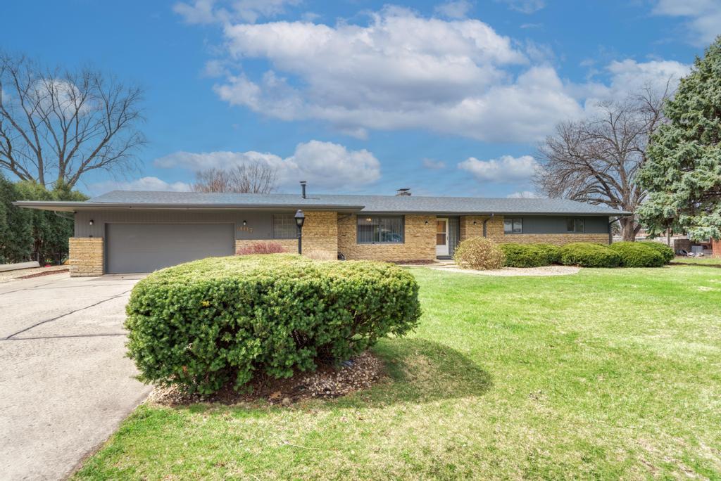 407 Farmington Avenue