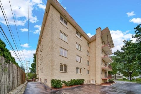 Tiny photo for 225 E Wing Street #302, Arlington Heights, IL 60004 (MLS # 12696178)
