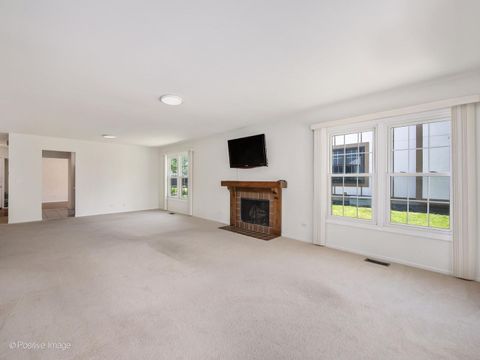Tiny photo for 1039 Oakview Drive, Wheaton, IL 60187 (MLS # 12622477)