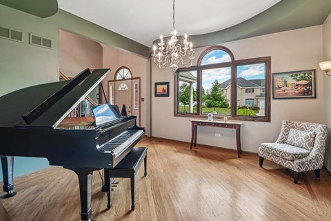 Tiny photo for 17420 92nd Avenue, Tinley Park, IL 60487 (MLS # 12674990)