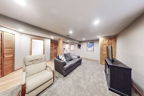 Tiny photo for 263 S Collins Street, South Elgin, IL 60177 (MLS # 12679180)