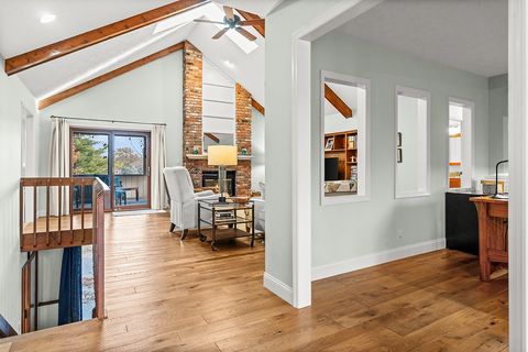 Tiny photo for 21 Pendleton Way, Bloomington, IL 61704 (MLS # 12494979)