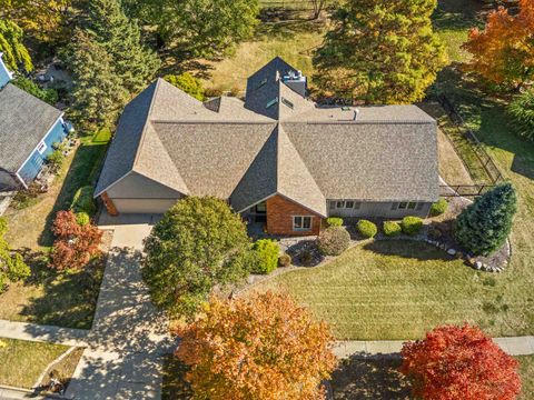 Tiny photo for 21 Pendleton Way, Bloomington, IL 61704 (MLS # 12494979)