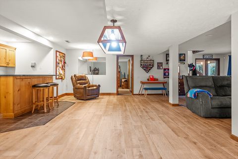 Tiny photo for 21 Pendleton Way, Bloomington, IL 61704 (MLS # 12494979)