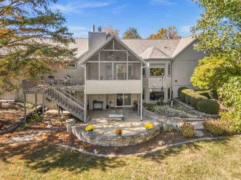 Tiny photo for 21 Pendleton Way, Bloomington, IL 61704 (MLS # 12494979)