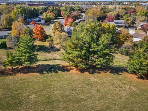 Tiny photo for 21 Pendleton Way, Bloomington, IL 61704 (MLS # 12494979)