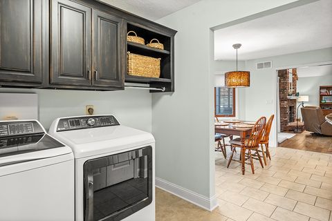 Tiny photo for 21 Pendleton Way, Bloomington, IL 61704 (MLS # 12494979)