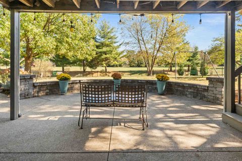 Tiny photo for 21 Pendleton Way, Bloomington, IL 61704 (MLS # 12494979)