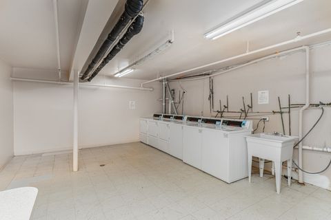 Tiny photo for 2B Kingery Quarter #207, Willowbrook, IL 60527 (MLS # 12461337)