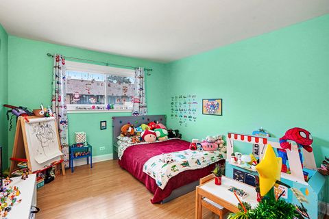 Tiny photo for 2B Kingery Quarter #207, Willowbrook, IL 60527 (MLS # 12461337)