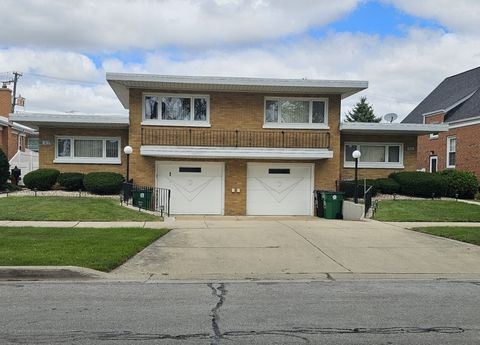 Photo of 10300 Pelham Street, Westchester, IL 60154 (MLS # 12505398)