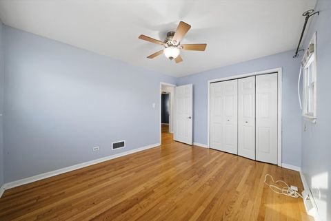 Tiny photo for 7635 S Oconto Avenue, Bridgeview, IL 60455 (MLS # 12600376)