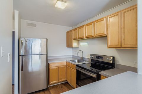 Tiny photo for 3930 N Pine Grove Avenue #1002, Chicago, IL 60613 (MLS # 12507268)
