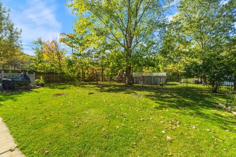 Tiny photo for 319 W Circle Drive, New Lenox, IL 60451 (MLS # 12500326)