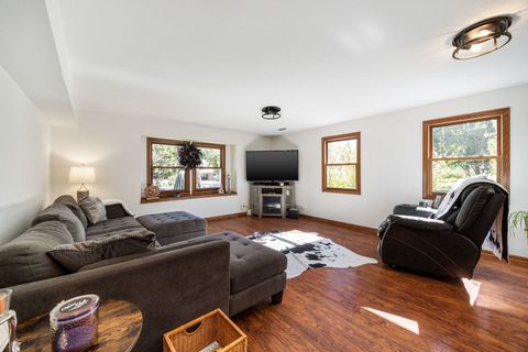 Tiny photo for 319 W Circle Drive, New Lenox, IL 60451 (MLS # 12500326)