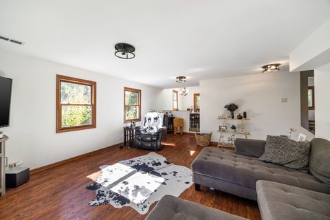 Tiny photo for 319 W Circle Drive, New Lenox, IL 60451 (MLS # 12500326)