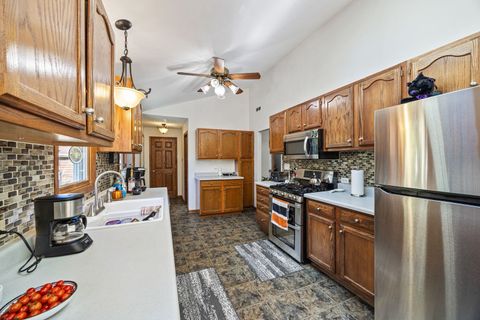 Tiny photo for 319 W Circle Drive, New Lenox, IL 60451 (MLS # 12500326)