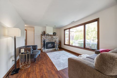 Tiny photo for 319 W Circle Drive, New Lenox, IL 60451 (MLS # 12500326)