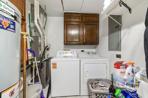 Tiny photo for 319 W Circle Drive, New Lenox, IL 60451 (MLS # 12500326)