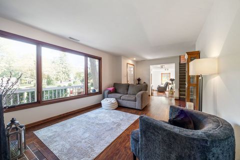 Tiny photo for 319 W Circle Drive, New Lenox, IL 60451 (MLS # 12500326)