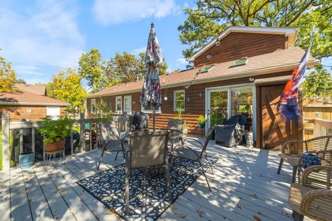 Tiny photo for 319 W Circle Drive, New Lenox, IL 60451 (MLS # 12500326)