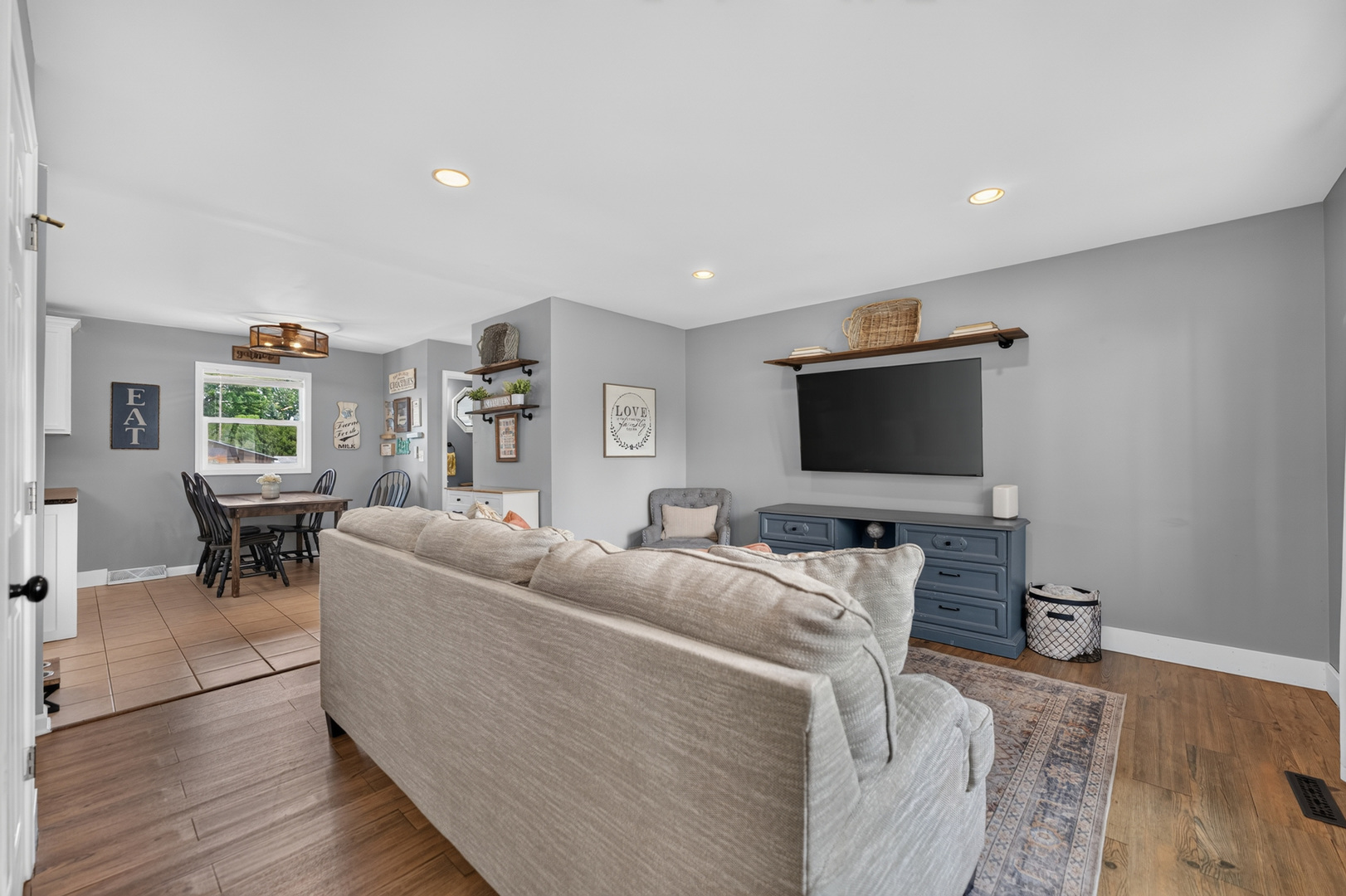 5201 E Wayne Avenue - Photo 4