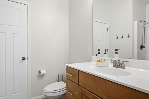 Tiny photo for 4 FRONTIER Court, Le Claire, IA 52753 (MLS # 12633543)