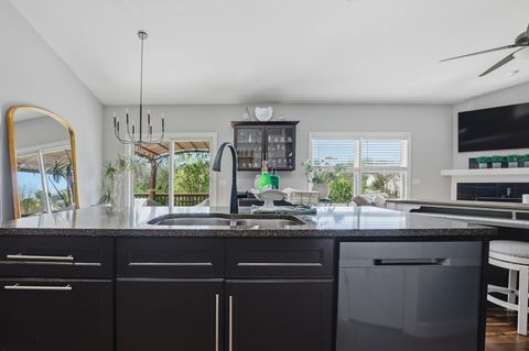 Tiny photo for 4 FRONTIER Court, Le Claire, IA 52753 (MLS # 12633543)