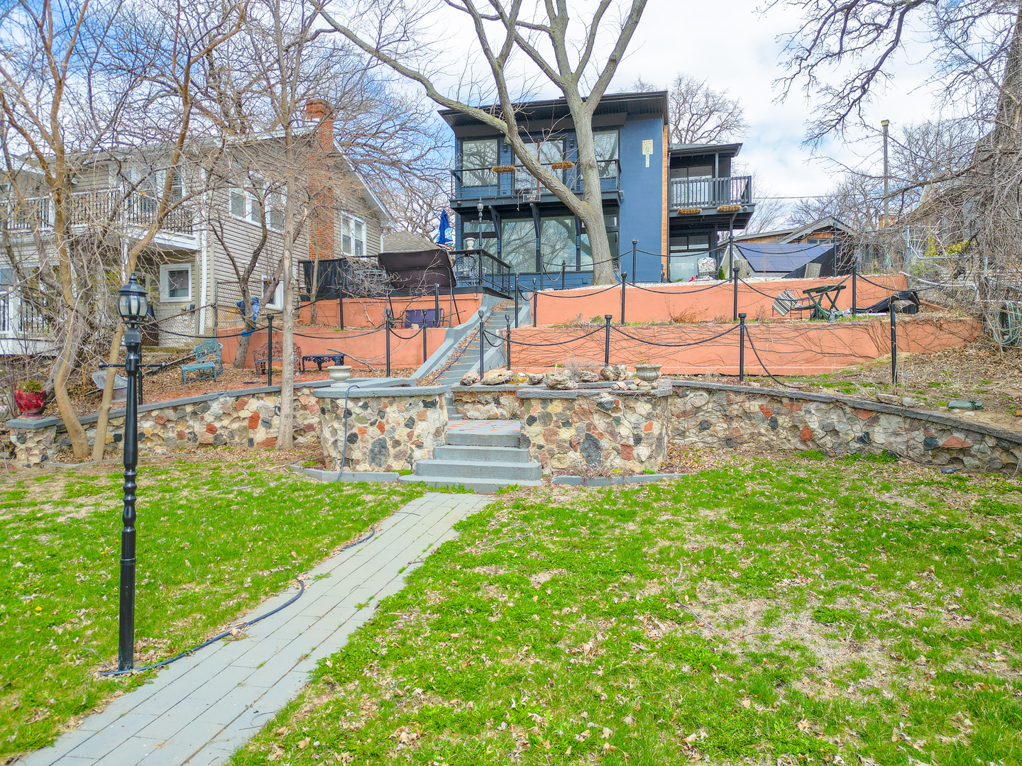 172 Riverside Island Drive