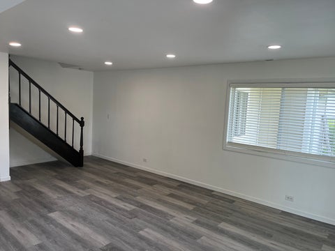 Tiny photo for 325 Bayview Point, Schaumburg, IL 60194 (MLS # 12681664)