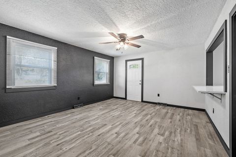 Tiny photo for 21741 W Grand Avenue, Wilmington, IL 60481 (MLS # 12487293)