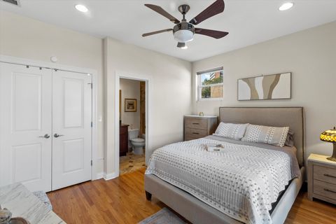 Tiny photo for 450 E Bowen Avenue #2W, Chicago, IL 60653 (MLS # 12491799)