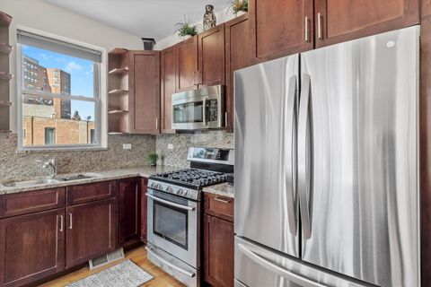 Tiny photo for 450 E Bowen Avenue #2W, Chicago, IL 60653 (MLS # 12491799)