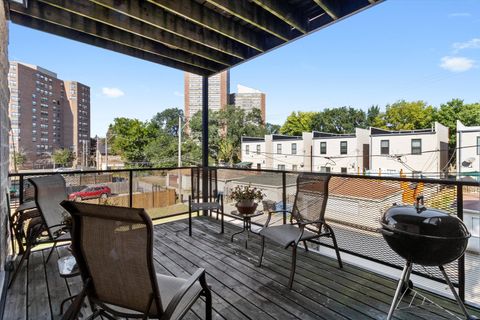 Tiny photo for 450 E Bowen Avenue #2W, Chicago, IL 60653 (MLS # 12491799)