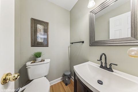 Tiny photo for 121 S Parkside Avenue, Glen Ellyn, IL 60137 (MLS # 12549206)