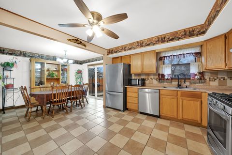 Tiny photo for 10732 S Meadow Lane, Palos Hills, IL 60465 (MLS # 12634252)