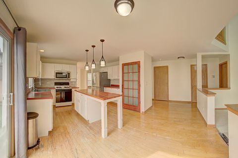 Tiny photo for 6814 Sahara Drive, Plainfield, IL 60586 (MLS # 12618999)