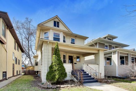 Tiny photo for 917 Home Avenue, Oak Park, IL 60304 (MLS # 12600542)