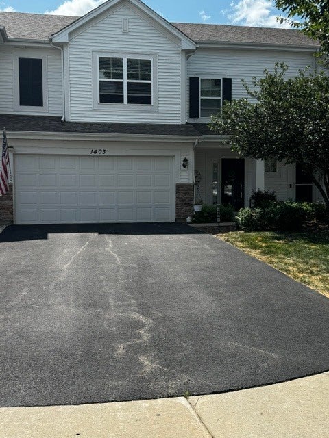 Photo of 1403 Isle Royale Court, Pingree Grove, IL 60140 (MLS # 12712640)