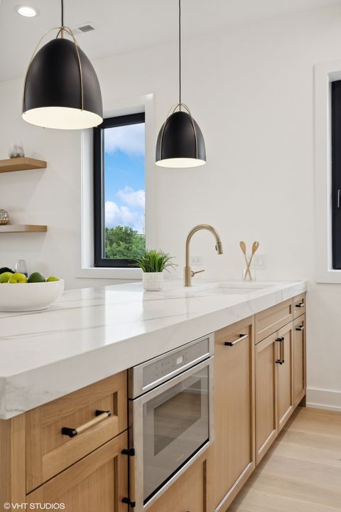 Tiny photo for 957 N Winchester Parkway #2, Chicago, IL 60622 (MLS # 12575337)