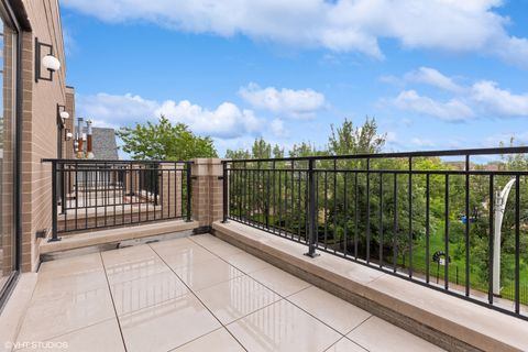 Tiny photo for 957 N Winchester Parkway #2, Chicago, IL 60622 (MLS # 12575337)