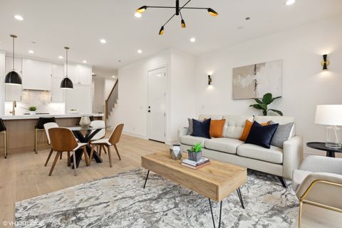 Tiny photo for 957 N Winchester Parkway #2, Chicago, IL 60622 (MLS # 12575337)