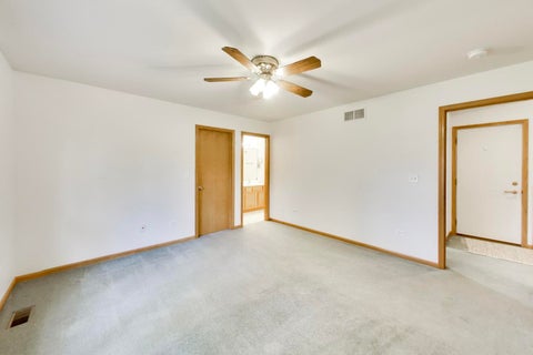 Tiny photo for 231 Clover Chase Circle, Woodstock, IL 60098 (MLS # 12692371)