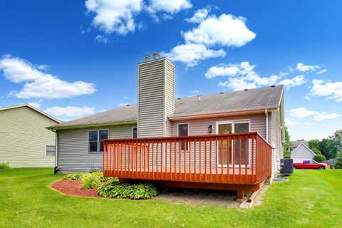 Tiny photo for 231 Clover Chase Circle, Woodstock, IL 60098 (MLS # 12692371)