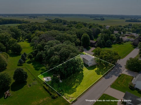 Tiny photo for 81 Cedar Court, Geneseo, IL 61254 (MLS # 12739077)